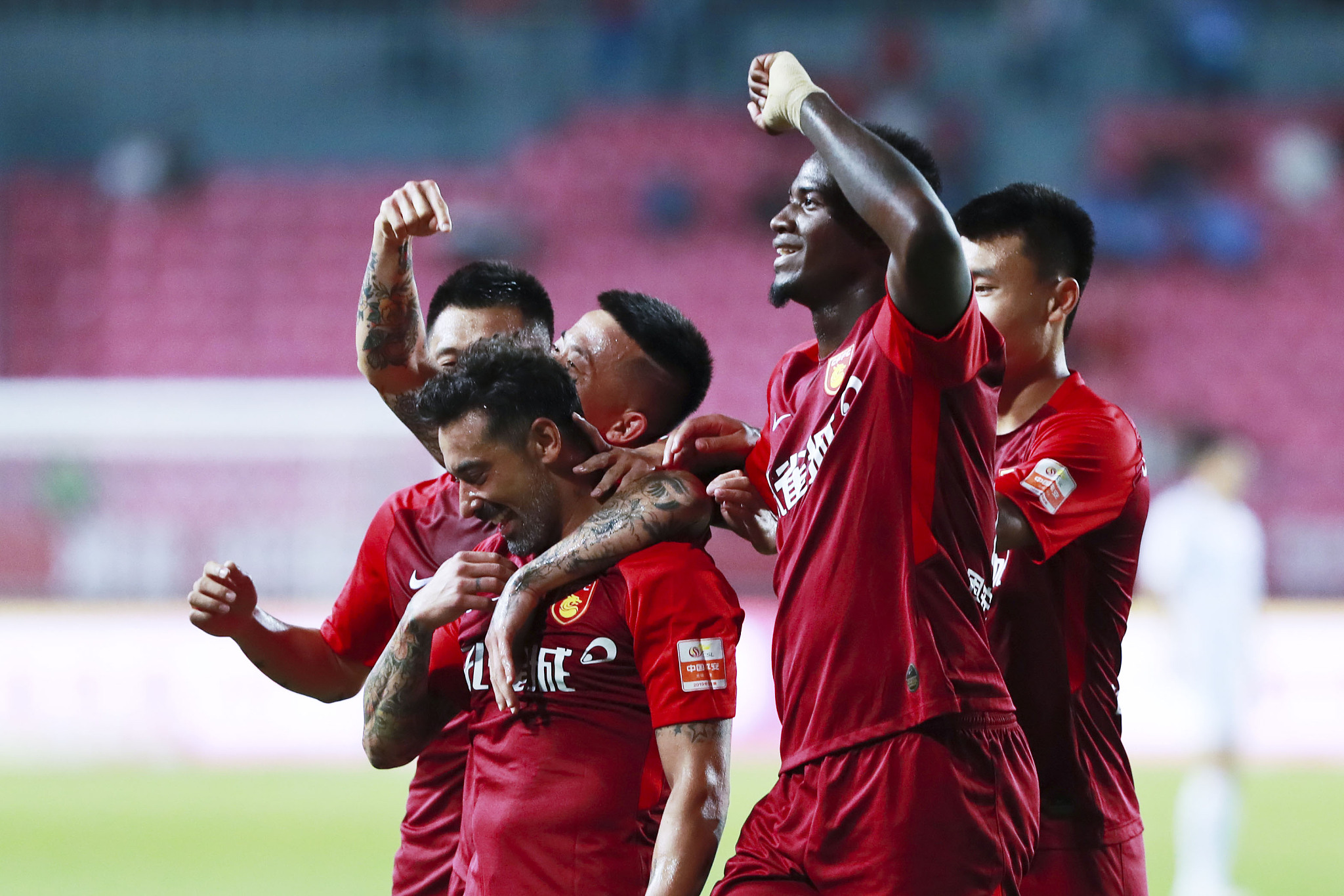 利调整与人 利调整与人