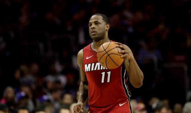 对运动员个 对运动员个